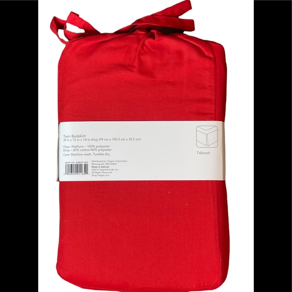 NWT Red Tailored Twin Bedskirt RE Room Essentials - Picture 4 of 5